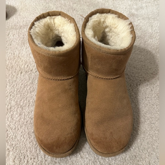 UGG Shoes - UGG Women’s Classic Mini II Boot